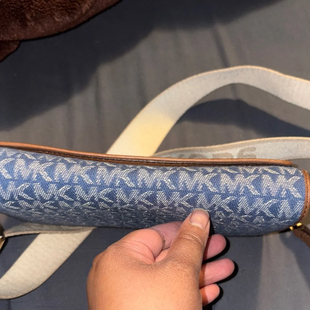 Michael Kors Blue and Brown women’s bag - Picture 8 of 8